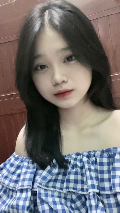 年轻的媳妇儿+理伦电影